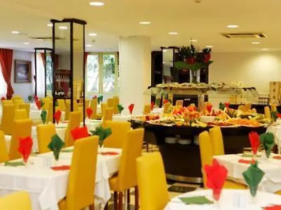 Bq Bulevar Peguera (Adults Only)