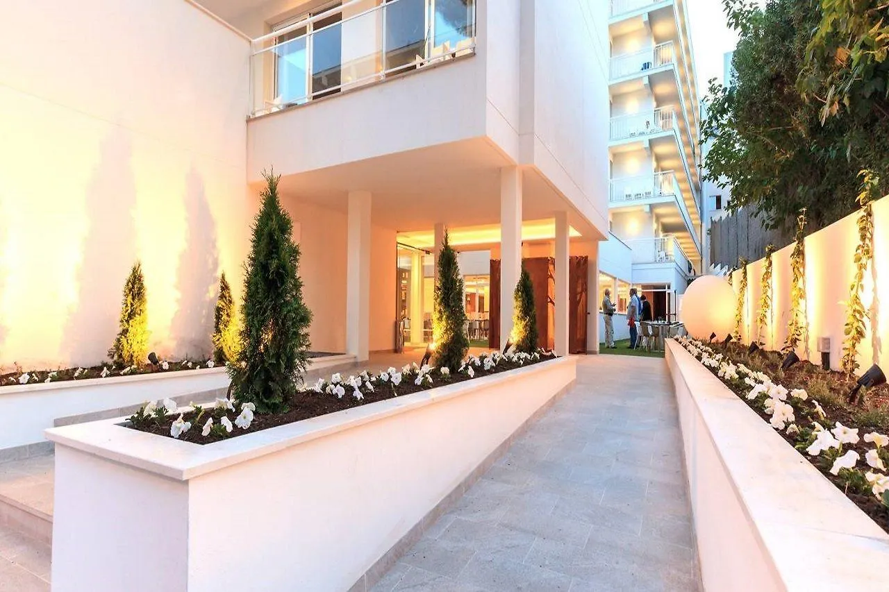 Bq Bulevar Peguera (Adults Only) 3*,